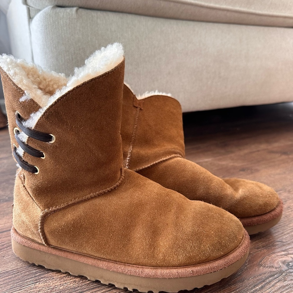 Ugg Constantine Boots Women’s US 8 - Picture 2 of 4